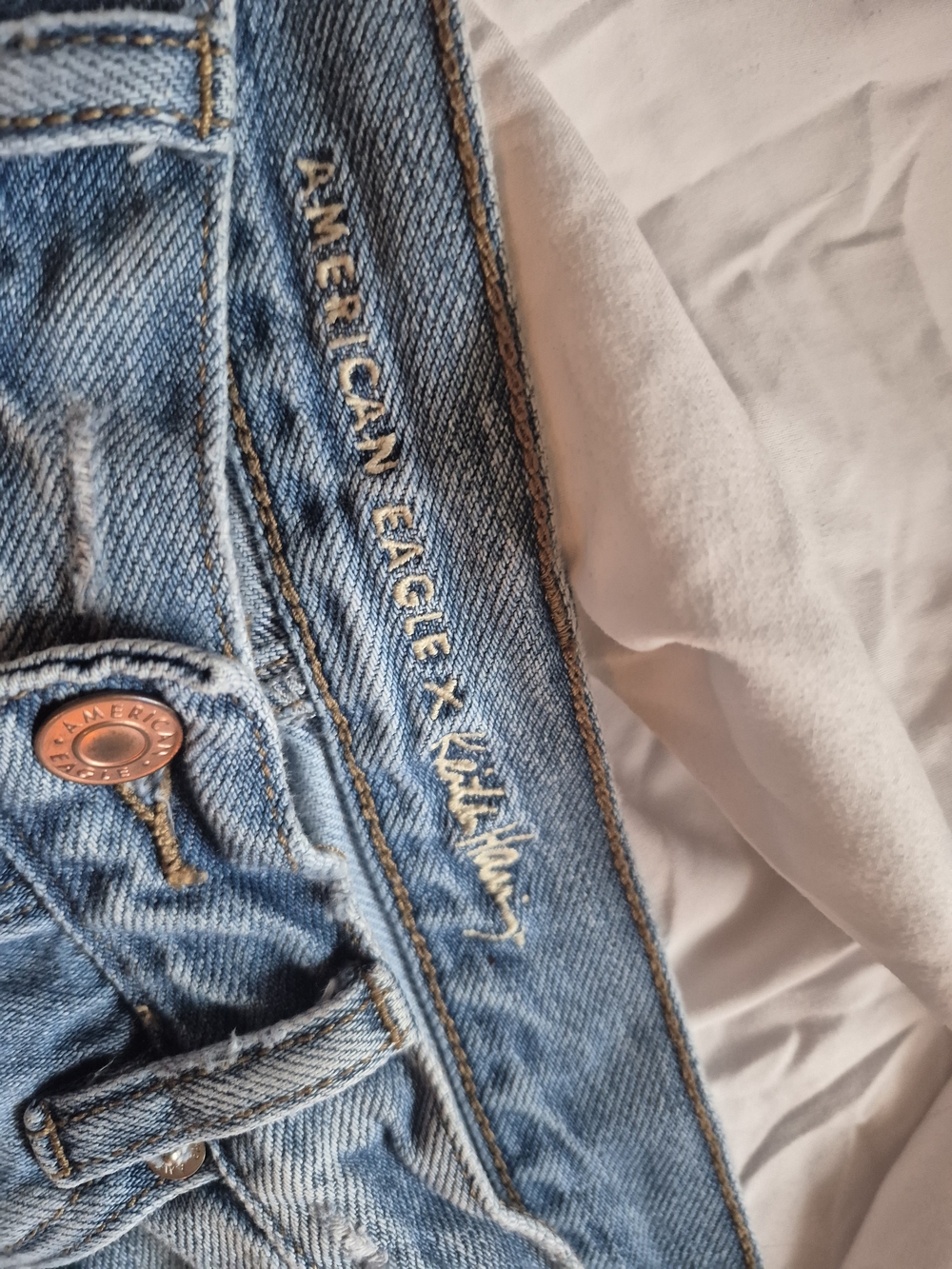 American Eagle Outfitters Light Blue Distressed Straight Leg Jeans - Picture 8 of 12